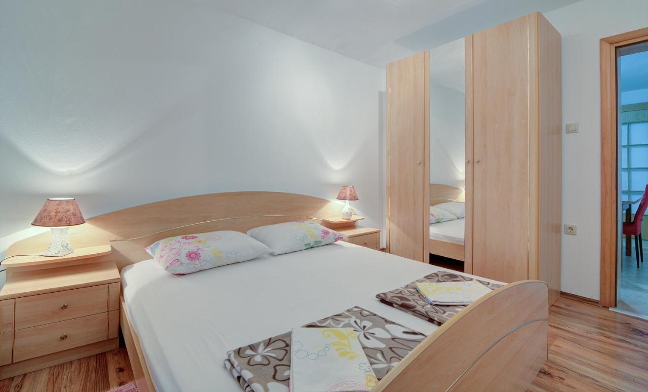 Apartments Lucia Senj 1 Ngoại thất bức ảnh