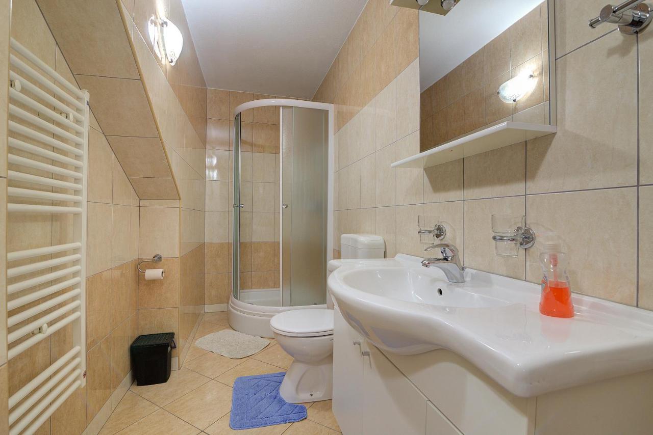 Apartments Lucia Senj 1 Ngoại thất bức ảnh