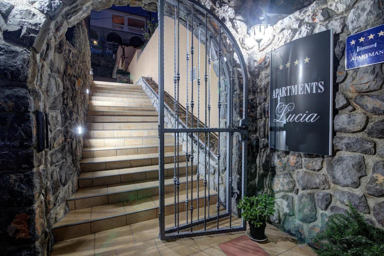 Apartments Lucia Senj 1 Ngoại thất bức ảnh