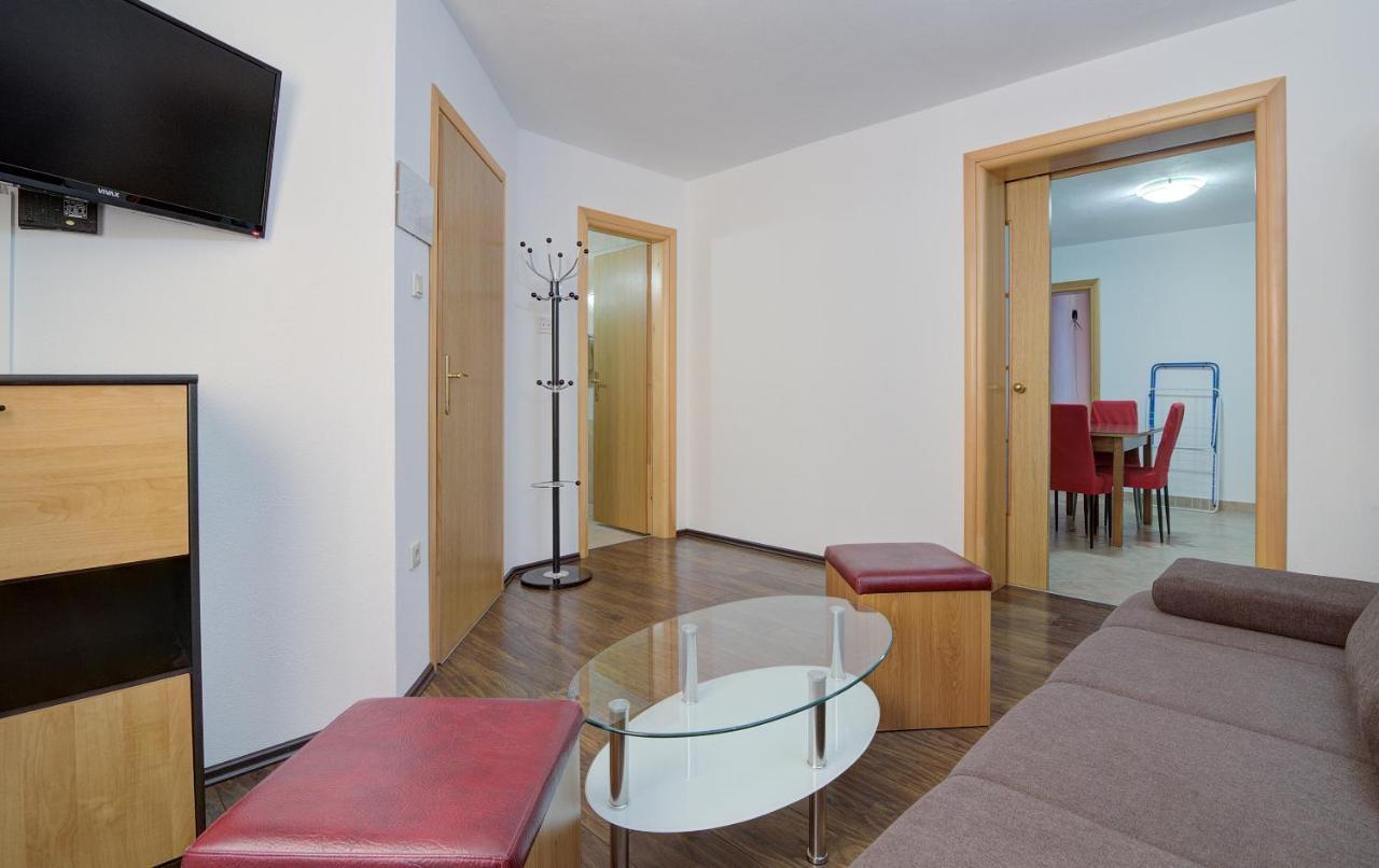Apartments Lucia Senj 1 Ngoại thất bức ảnh